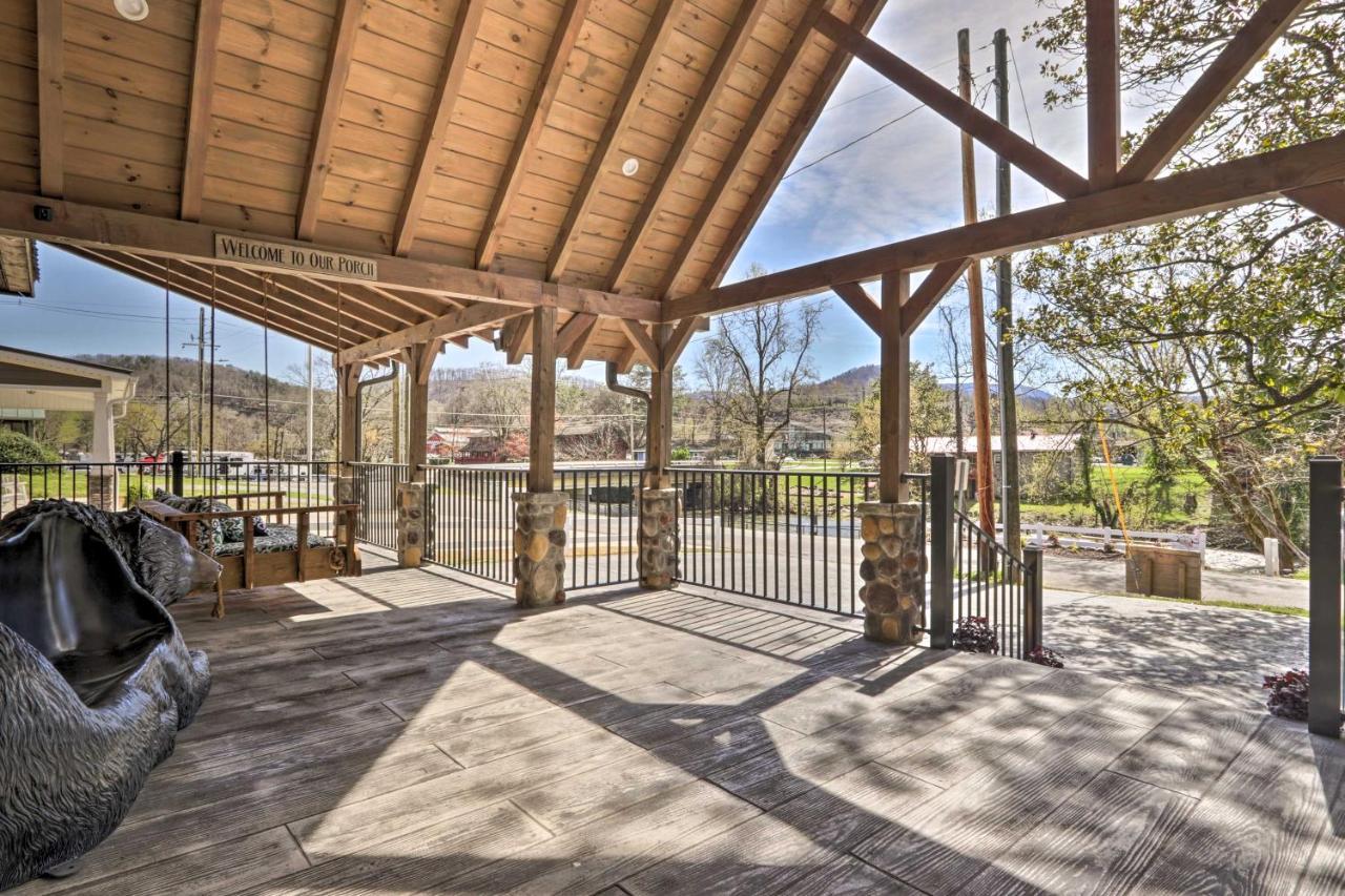 Riverfront Cabin With Hot Tub - 3 Miles To Dollywood Pigeon Forge Zewnętrze zdjęcie